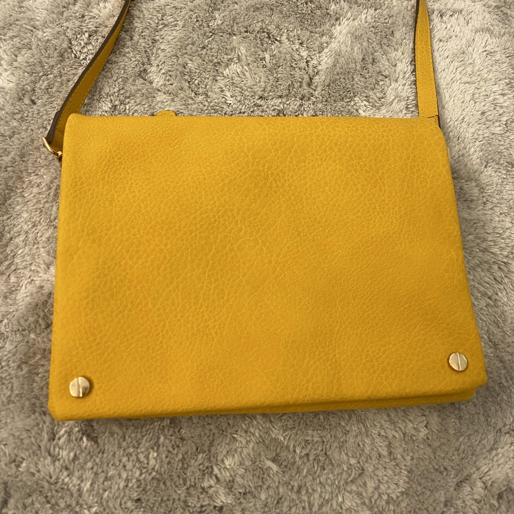 Street level crossbody